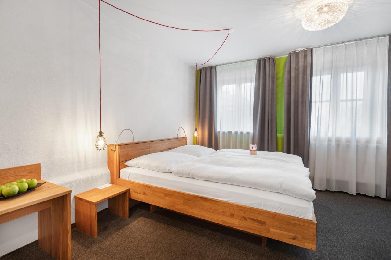 Schieners Hotel & Apfelhof Apartments Wemding ภายนอก รูปภาพ