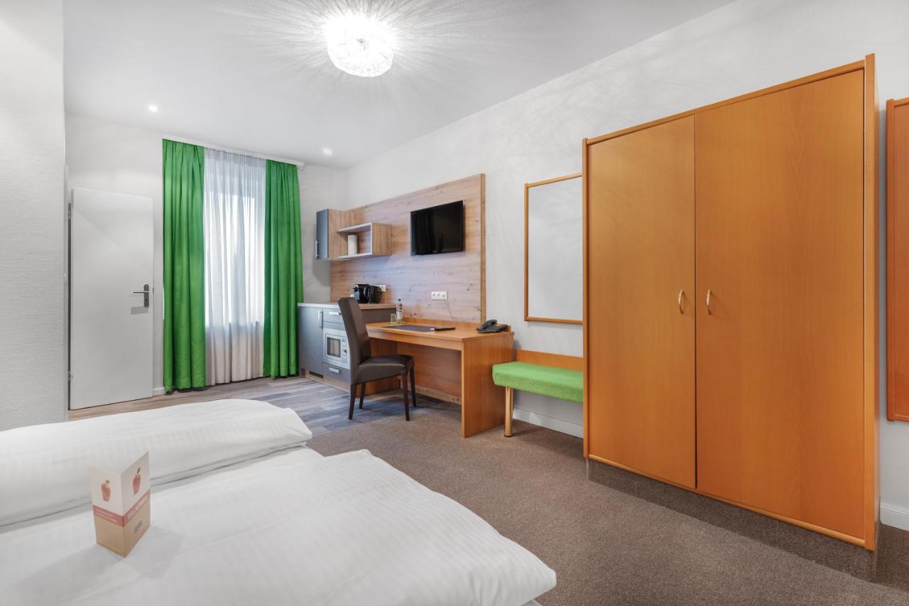 Schieners Hotel & Apfelhof Apartments Wemding ภายนอก รูปภาพ