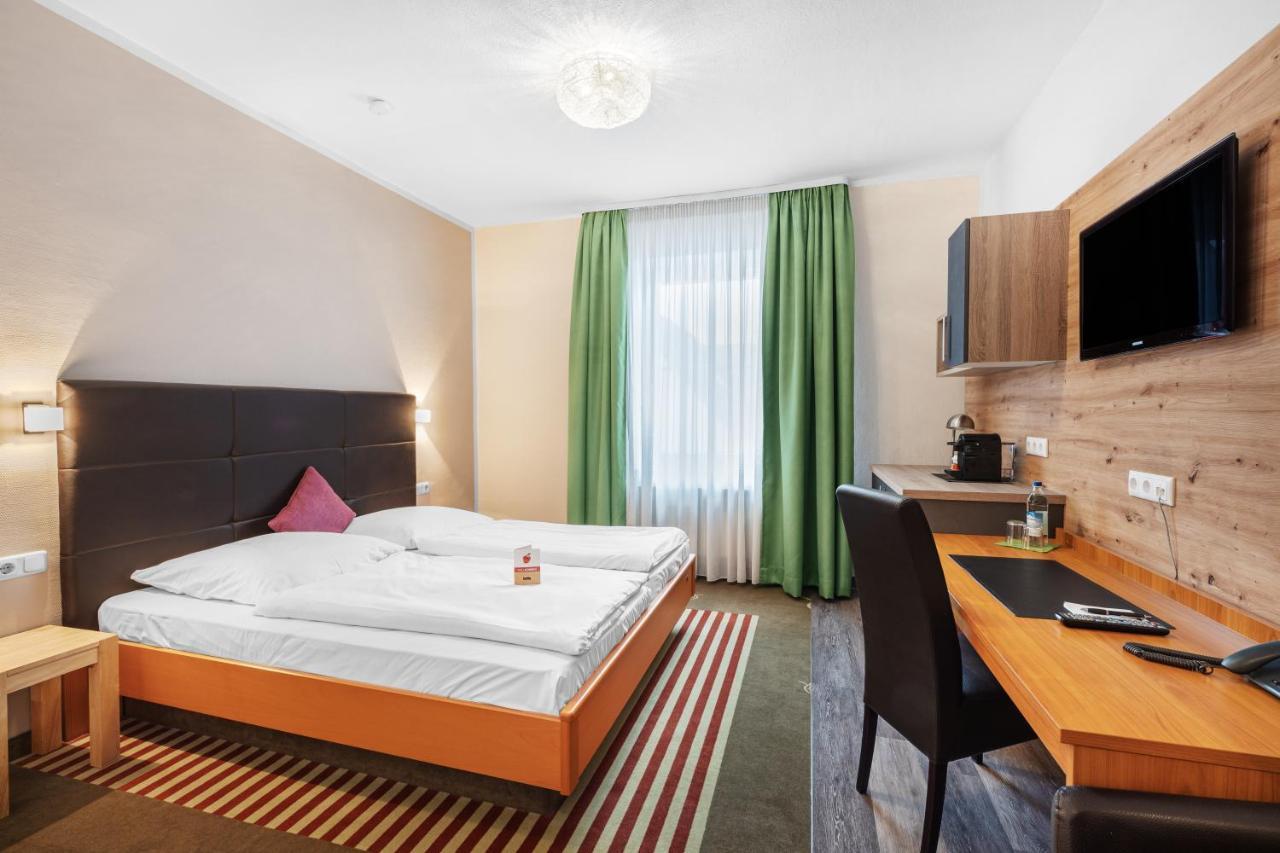 Schieners Hotel & Apfelhof Apartments Wemding ภายนอก รูปภาพ